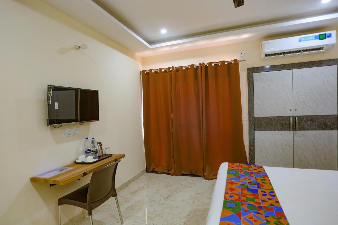 Fabhotel Star Corporate Suite Gurgaon Exterior foto