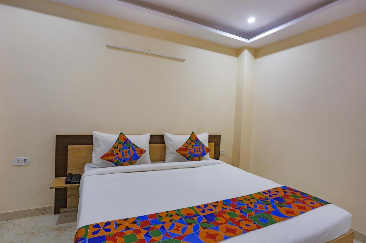 Fabhotel Star Corporate Suite Gurgaon Exterior foto