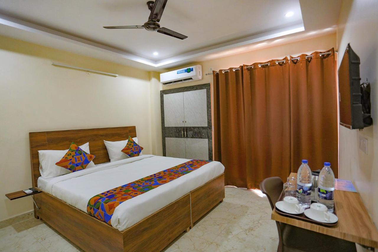 Fabhotel Star Corporate Suite Gurgaon Exterior foto