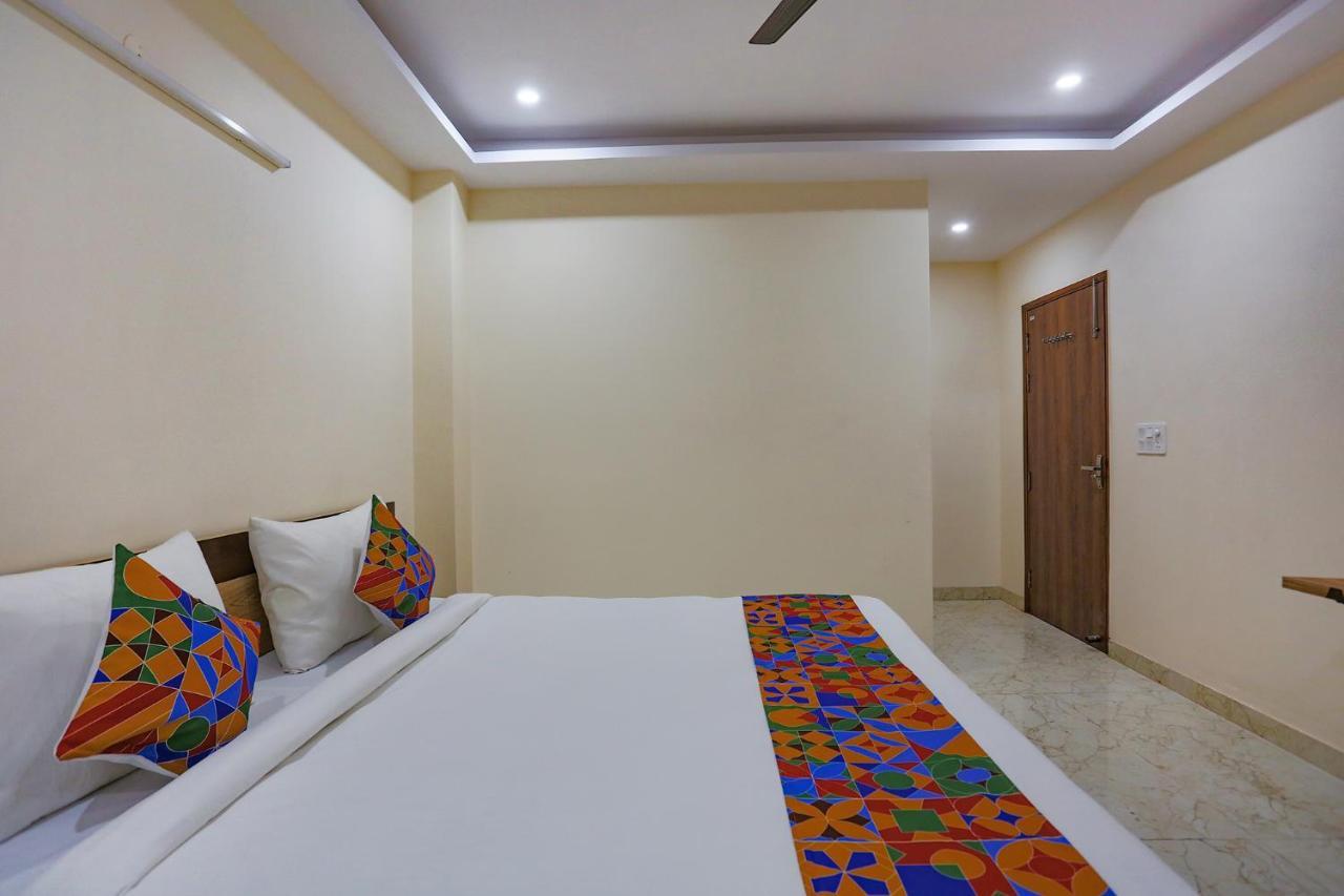 Fabhotel Star Corporate Suite Gurgaon Exterior foto